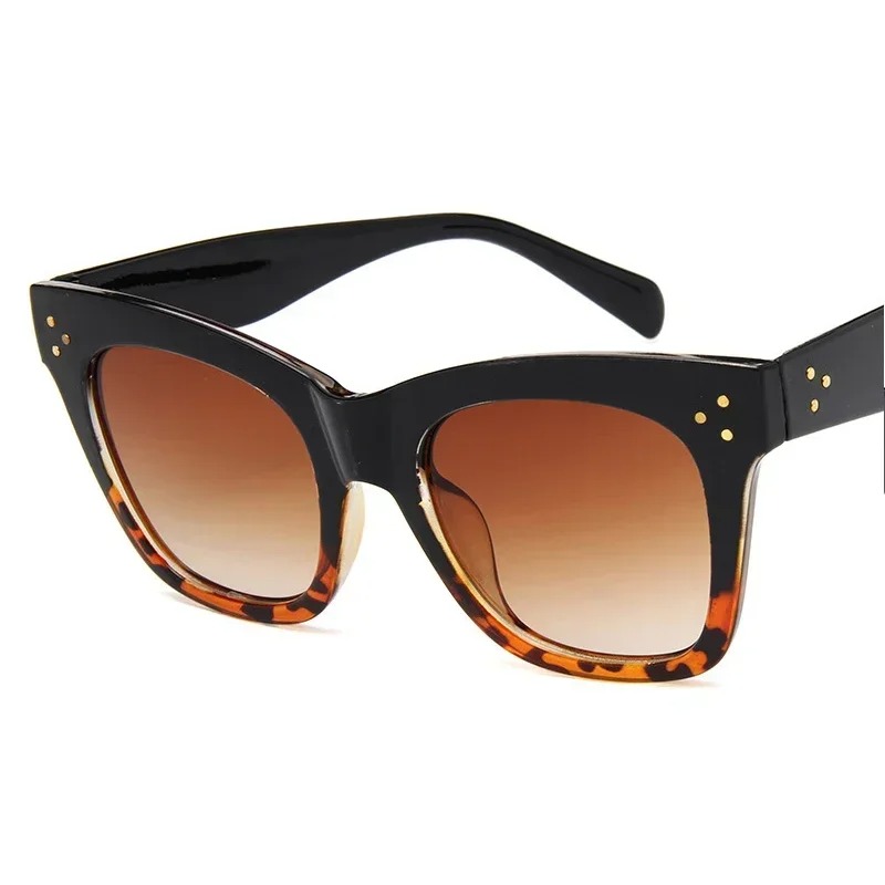 Square Retro Sunglasses Women  - Vintage Fashion De 评论和价格
